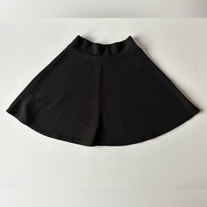 Black Stretchy Flare Casual Mini Skirt